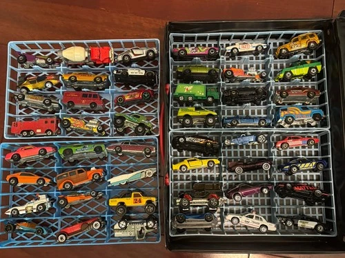 Hot Wheels Matchbox 48 Car Collectors Case Vintage Lesney Redlines Fastlane 70s