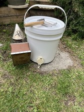 Beekeeping Equipment