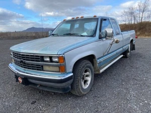1989 Chevrolet C2500 HD SILVERADO DOUBLE CAB WT L/BOX (1WT) PLAQUÉ & ROULE POUR PROJET