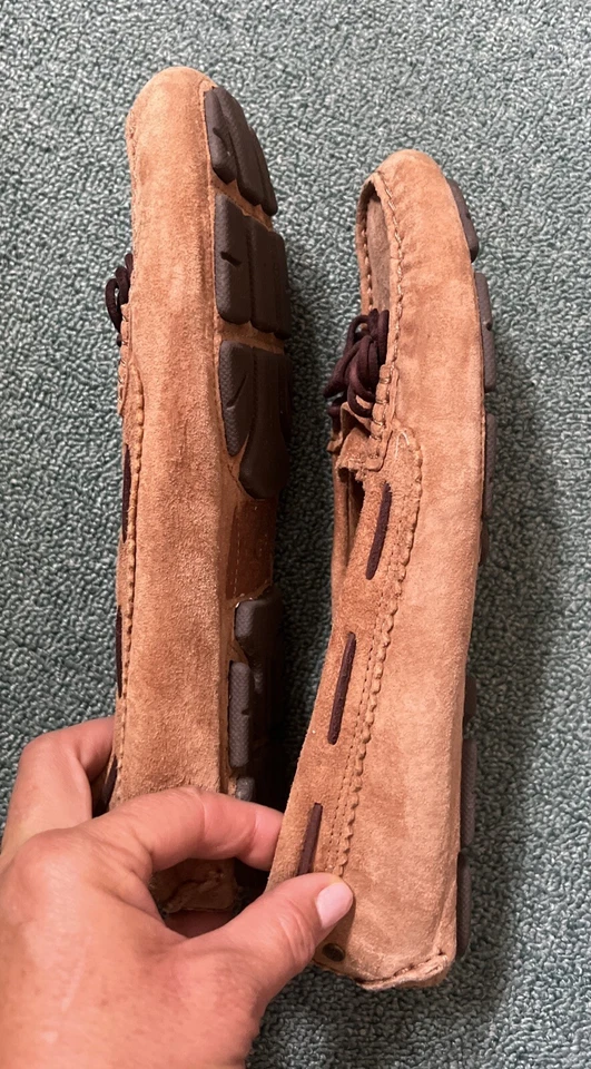 Zapato de Conducción UGG Gamuza Cuero Meena Mocasines Tostado Talla 9.5 Foto 2 de 4