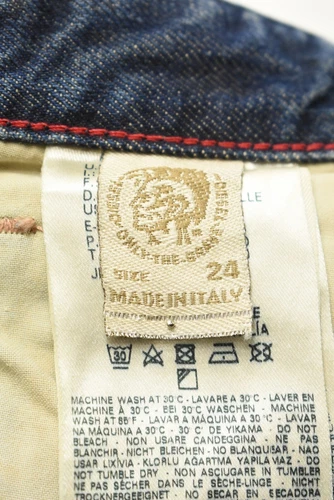 Diesel Myboy Regular Slim-Straight Low Waist 0821D Vaqueros Mujer Estrechos W24/L30 - Imagen 6 de 10