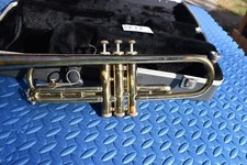 Selmer Bundy Trumpet, Bach 7C mouthpiece, case, Ready to Play BZ5A