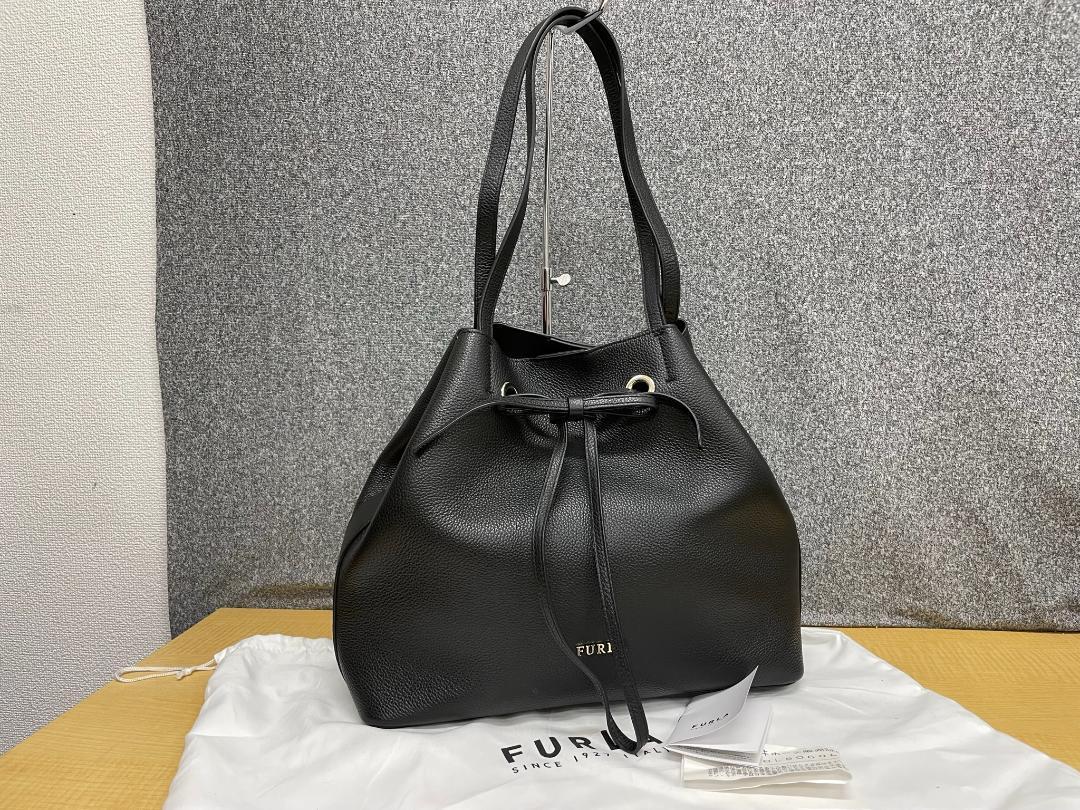 FURLA COSTANZA ブラック バケットバッグ