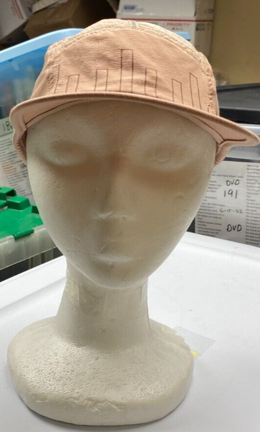 Lululemon Drawcord Hiking Cap Size S/M NWT Lululemon Drawcord Hiking Cap Size S/M NWT main image 3