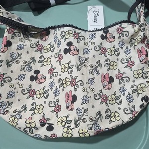 新品★ロフト購入★完売★BAGGU★ディズニー★ミッキー★3D ZIP SET★ Baggu 3d Zip Set | eBay