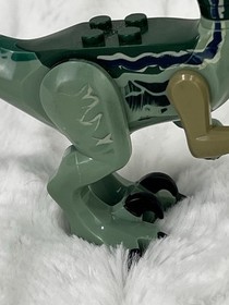 Lego Dinosaur Figure Jurassic World 75917 Raptor Rampage (READ)