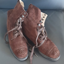 CHANEL Damen Stiefelette Wildleder braun flac...