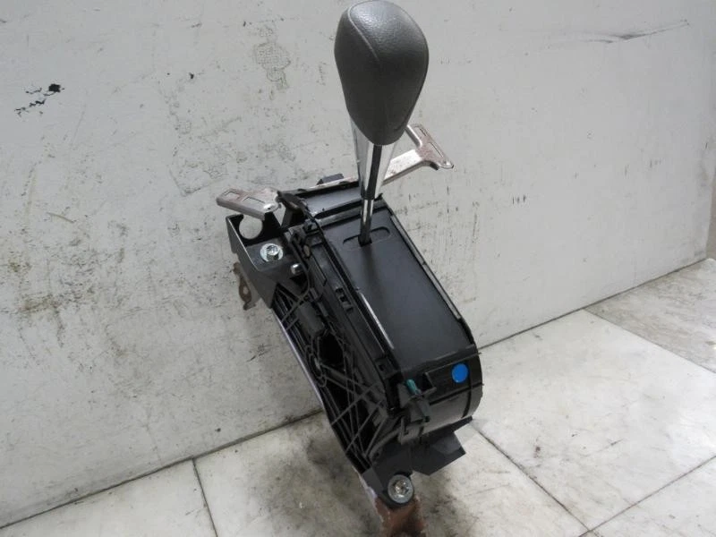 Toyota Camry 2007 palanca de cambios de piso Foto 2 de 4