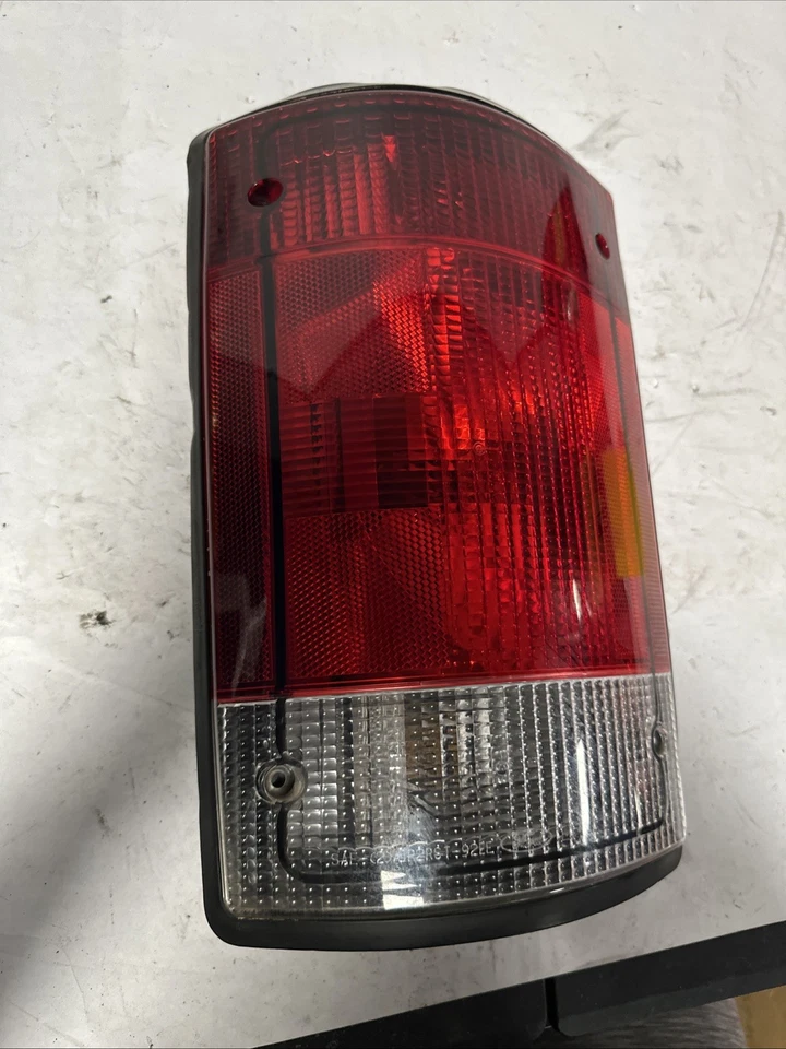 Driver Left Tail Light Fits 05-14 FORD E350 Super Duty Van KK4 - Image 2 of 4