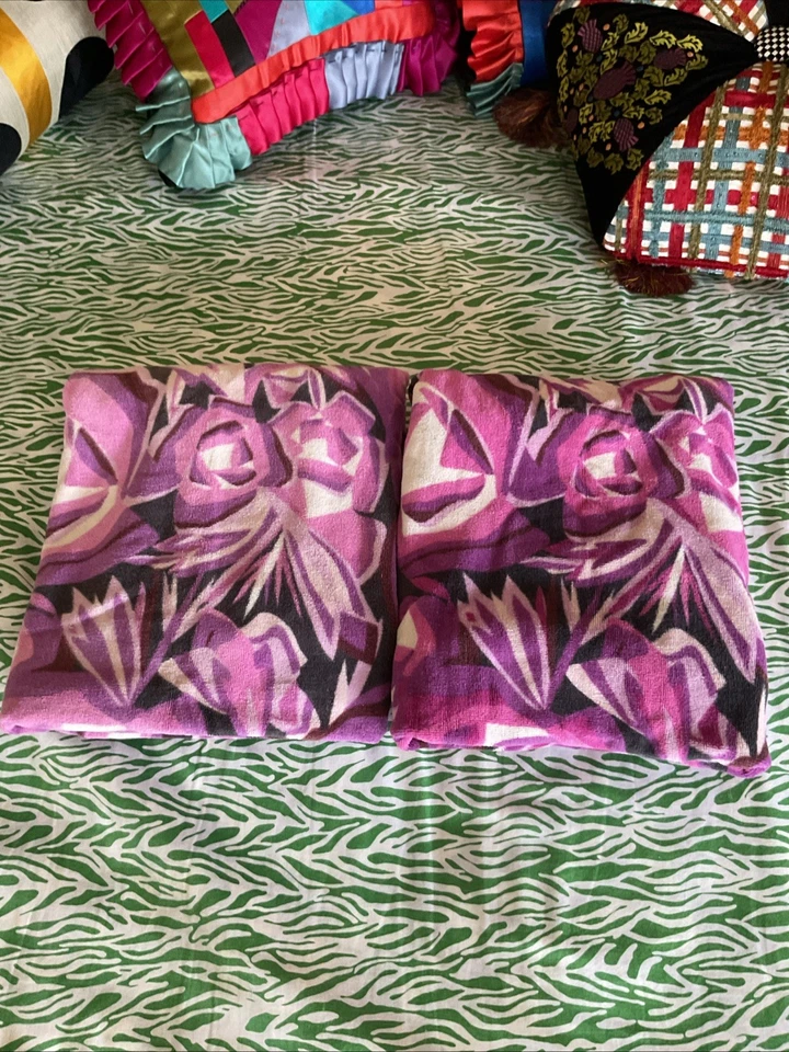 2 toallas de baño Missoni For Target púrpura floral con zig zag negro Foto 2 de 4