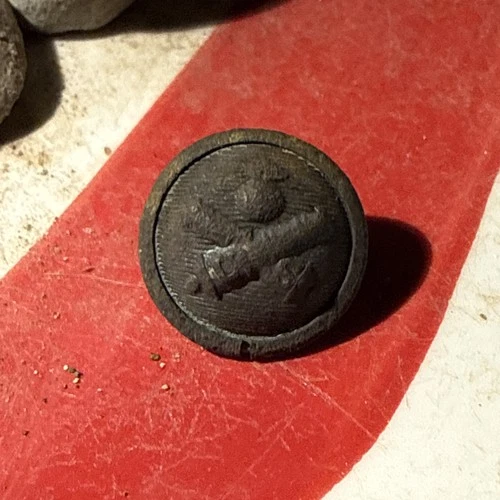 Dug Civil War 💥 🇺🇸 💣 Scarce Ordnance Cuff Button Virginia Camp Dug Va