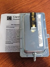 Cleveland Controls DFS-221-112 Switch