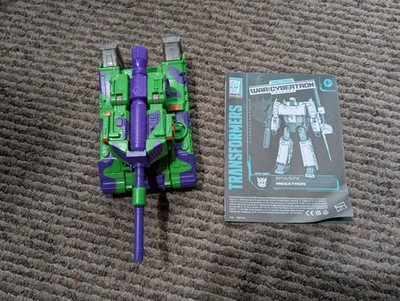 Transformers War for Cybertron Earthrise Voyager Class G2 Megatron Generations