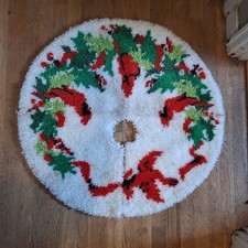 Latch hook rug tree skirt cardinal birds floral vintage homemade 32"