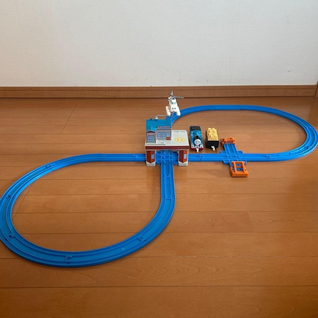 Thomas Back & Go! Plarail Misty Island Set Discontinued Japan