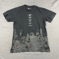 Uniqlo Shirt Mens XS Black Graphic Horror Naruto Character T-Shirt Tee Casual