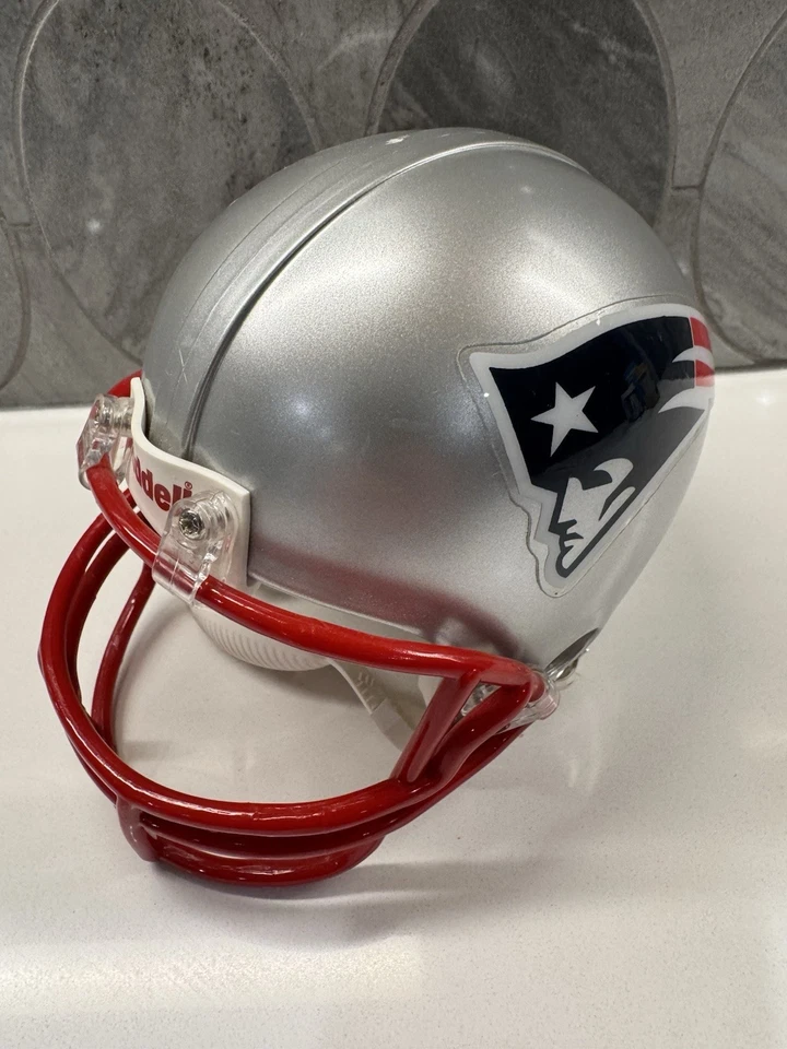 Minicasco de los New England Patriots firmado por Jerod Mayo #51 + certificado de autenticidad Foto 3 de 4