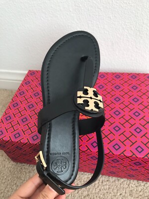 お値下げ⭐︎Tory Burch ブラックフラットサンダル NIB TORY BURCH Black Bryce Flat Thong Sandal*** CHOOSE YOUR SIZE