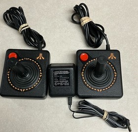 Atari Flashback 2 Classic Game Console 40 Built in Games 2 Controllers