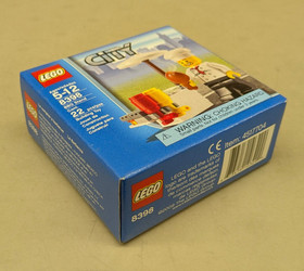 LEGO City 8398 BBQ Stand NEW! Chef Cook Barbecue Food Grill Umbrella Town