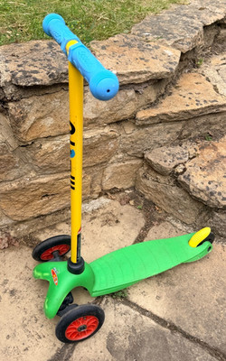 Original Mini Micro Scooter grün gelb 3 Rad Kinder Kleinkind neue Griffe T-Bar