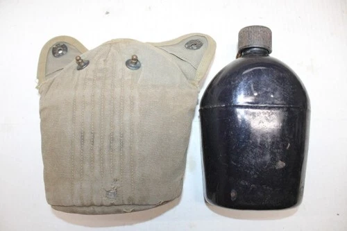 US Military WW2 1942 Water Porcelain Enamel Canteen wth Canvas Pouch Khaki  JC43