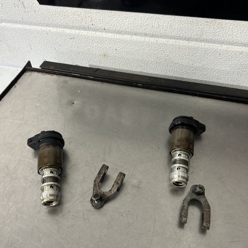 BMW E46 3 series N42 N45 N46 - Camshaft Cam Vanos VVT Oil Pressure Solenoid x1 Z - Picture 6 of 6