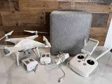 DJI Phantom 4 4K w/ BATTERIES CONTROLLER CHARGER CASE ***BUNDLE***