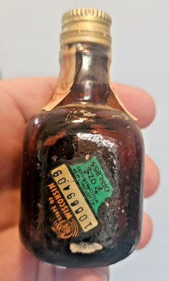 Grand Old Parr Deluxe Scotch Whisky 12 years old empty glass 1