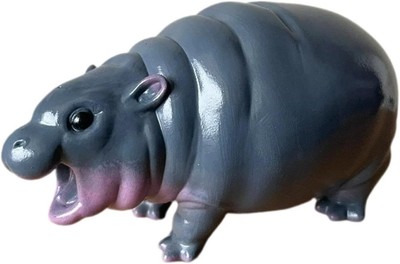 Moo Deng, ein spielzeug aus schweinefleisch, ein nilpferd