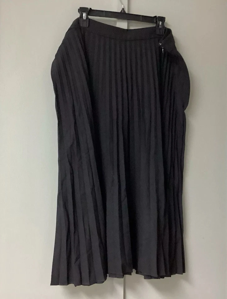 LOFT Plus Women’s A Line Pleated Skirt Size 20 Black Gray Midi Side Zip - Image 2 of 4