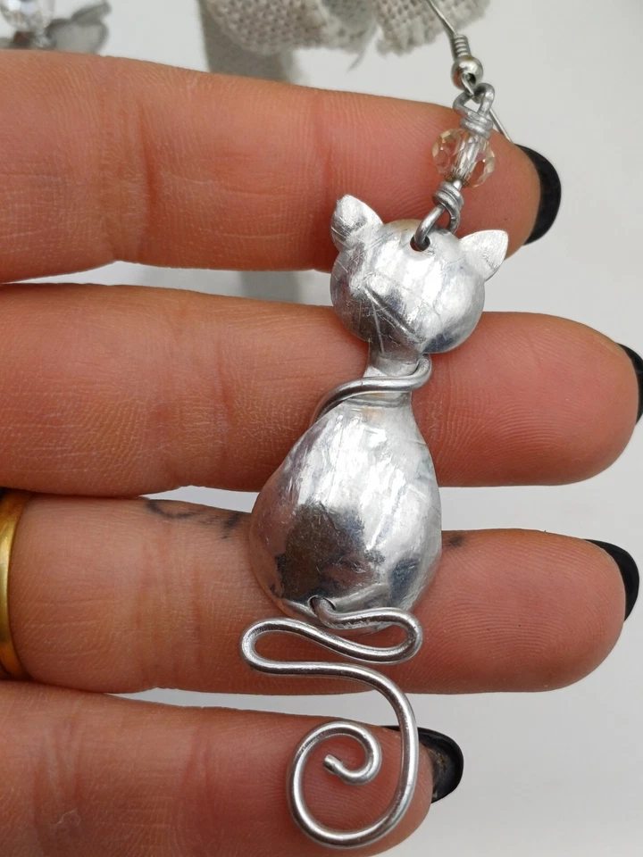 ORECCHINI ALLUMINIO RICICLATO - PENDENTE GATTO - Immagine 4 di 4