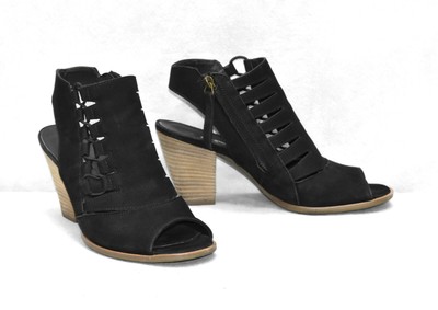 t tahari paul bootie