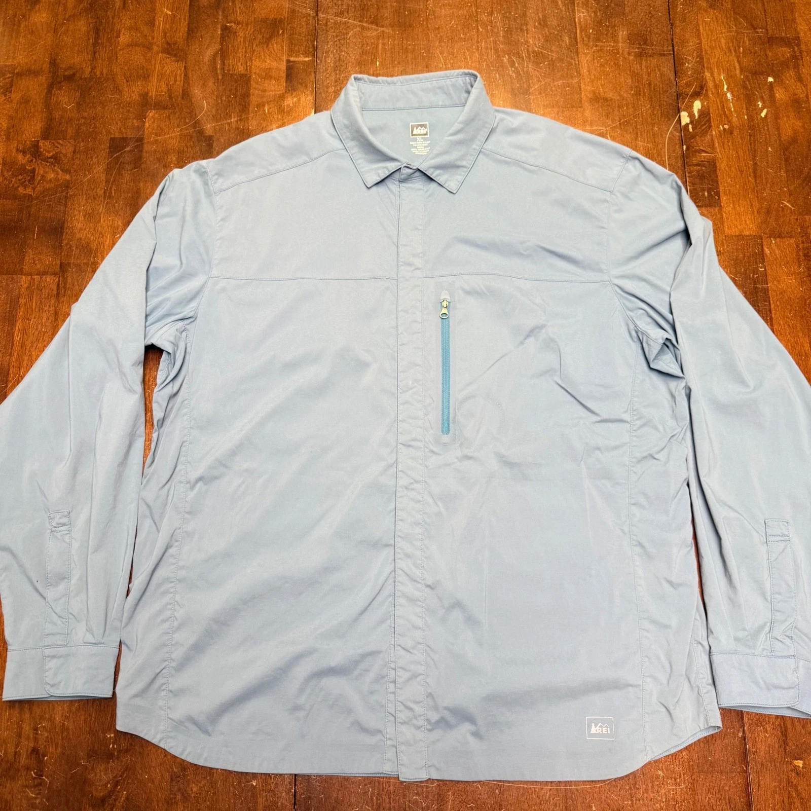 REI Snap Shirt Mens XL Blue Gray Long Sleeve Stretch Hiking Outdoor Hiking
Opens in a new window or