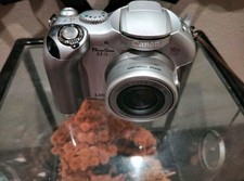 Canon Powershot S1 IS 35mm Digital Camera 10x Zoom Plus Video Shoot No Battery