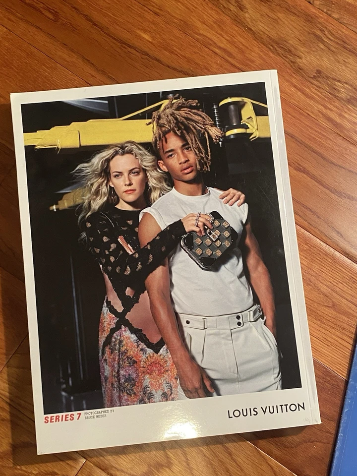 System Magazine • Issue 10 • Virgil Abloh • Off-White • IKEA 2017 • Teller Foto 4 de 4