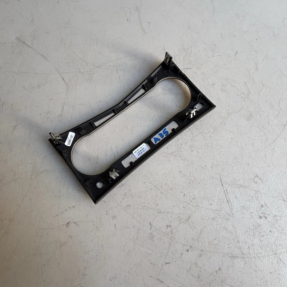 Interruptor de control de clima Mercedes-Benz C300 2008-2014 bisel de ajuste A2046803507 OEM. Foto 3 de 4