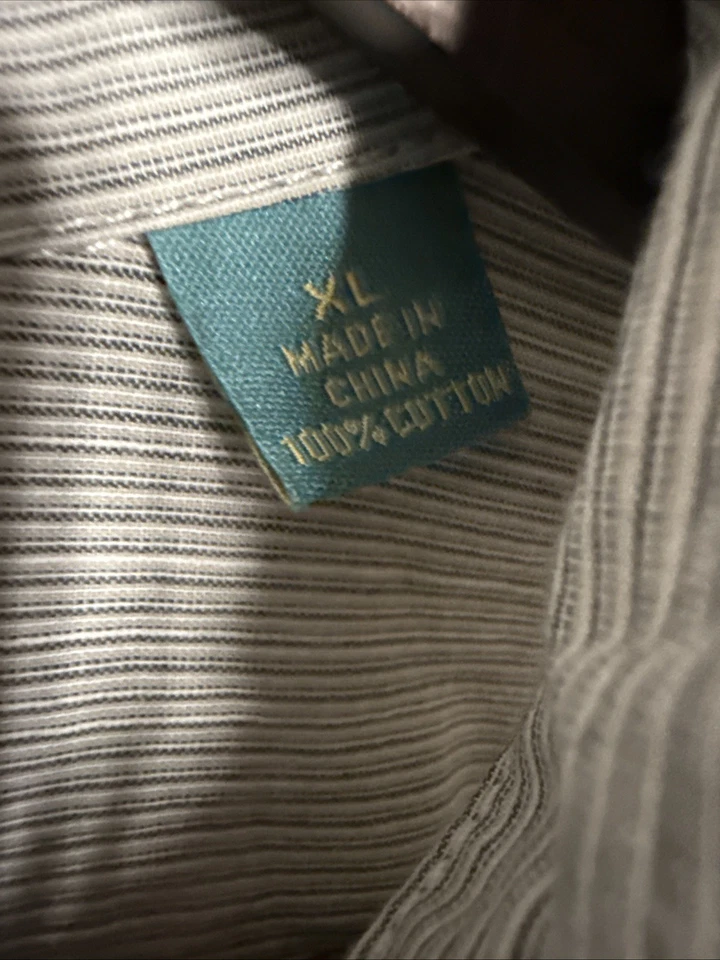 Tommy Bahama Relax Men’s XL 100% Linen Long Sleeve Button Up Shirt - Image 3 of 4