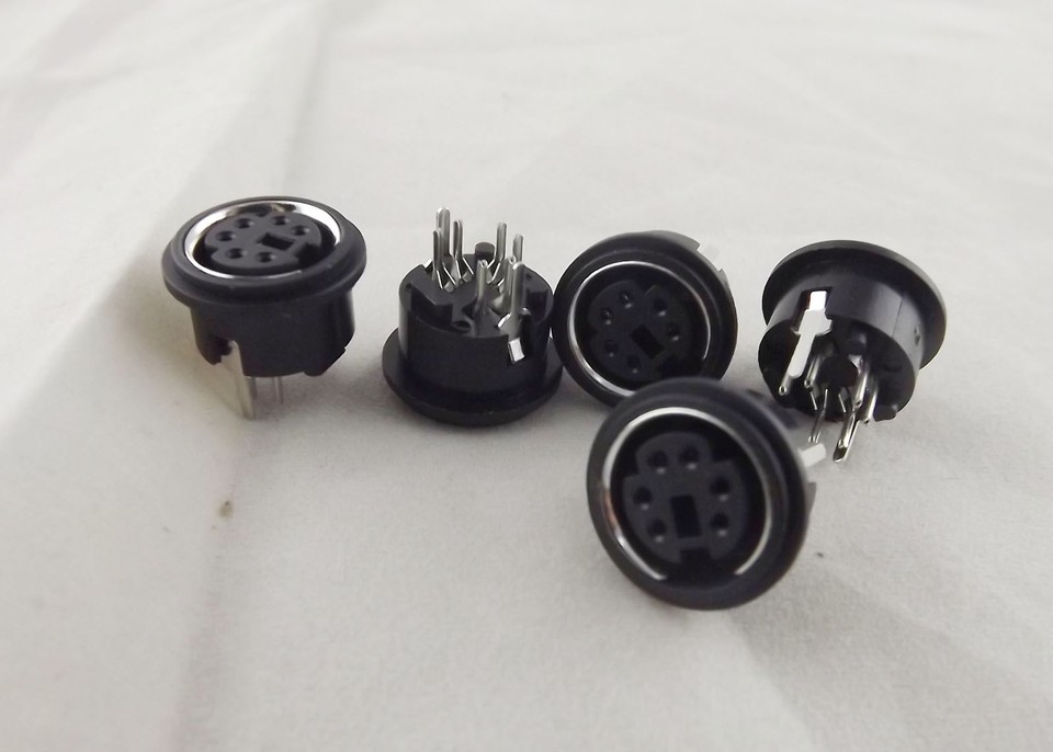 20 Connettori DIN A 2 Pin Per Audio/Video - Meccanismo A Vite, Codifica Colore Rosso/Nero, Per Home Theater E Sistemi Audio