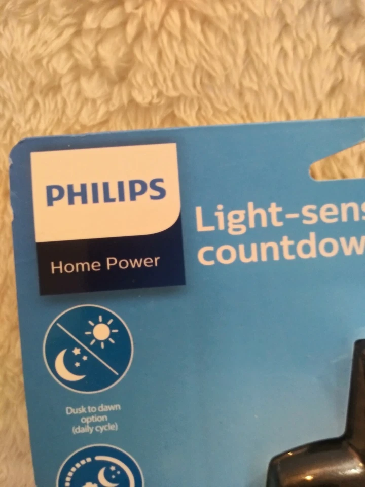 Philips Dusk 2 Dawn Light Sense Temporizador de cuenta regresiva Exterior Resistente al agua 2 salidas Foto 2 de 4