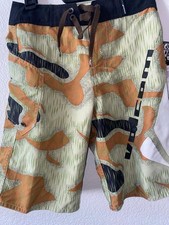 NWT Volcom Boardshorts Youth 24 size 10 Camo Vintage Surf