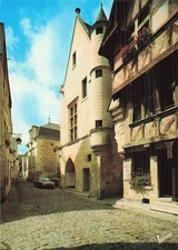 37 CHINON LA MAISON DES ETATS GENERAUX RUE VOLTAIRE