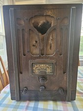 Antique Vintage Tombstone Tube Radio RCA Model 5T For Parts or Repair 