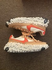 Nike Overbreak SP -Club Gold/Mantra Orange-Fossil