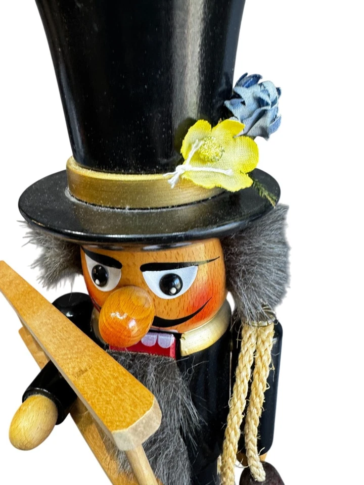 Cascanueces barrido chimenea Steinbach con caja Alemania 15 1/2" modelo 028 Volkskuns Foto 4 de 4