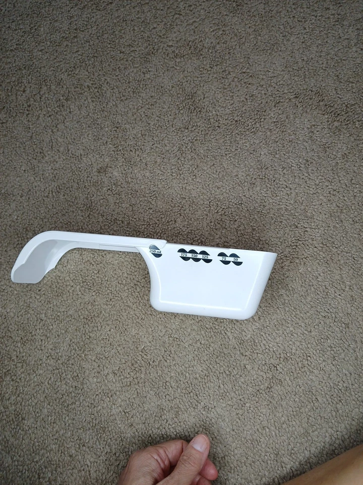 Taza Medidora Ajustable The Pampered Chef ~ Medidas Tazas y ML 1/4 - 1 Taza Foto 4 de 4