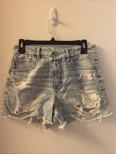 American Eagle Women s Light Wash Distressed Denim Jean Shorts Size 6