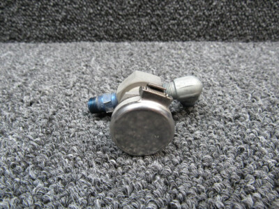 18-300009-31 Beechcraft 95-B55 Outlet Co-Pilot Oxygen