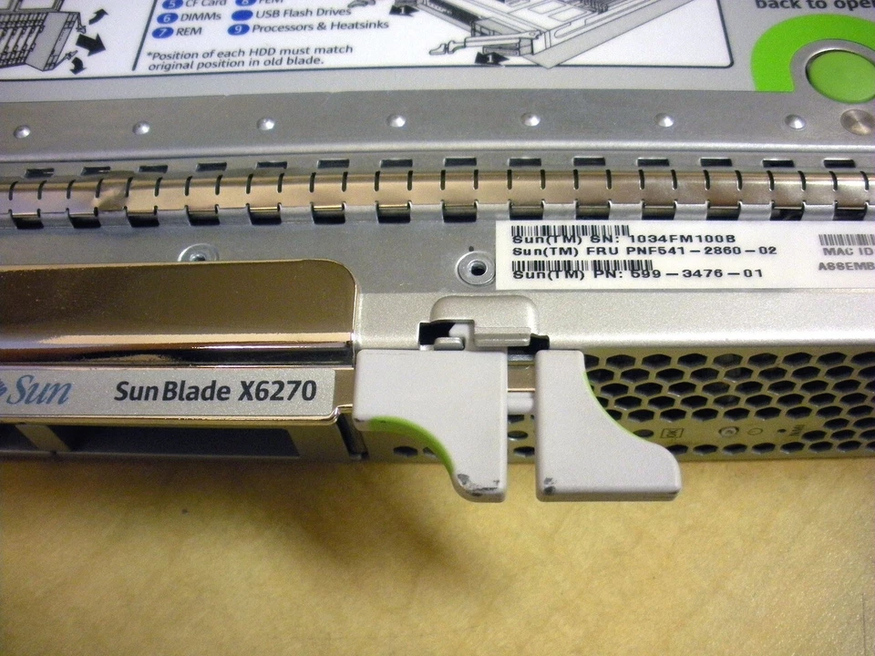 Sun X6270-2280 X6270 2x 2.80GHz Quad Core 8GB ram 2x 146gb Blade Server - Image 3 of 4