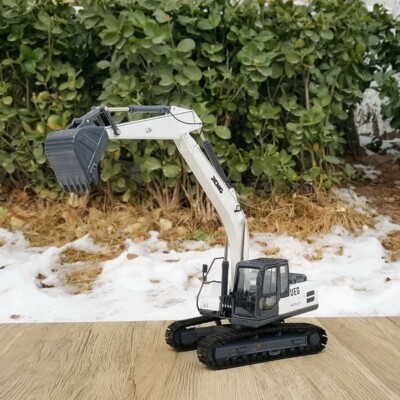 1/35 Scale XCMG UBG/E2-215(XE215DA) Excavator Diecast Model Toy Gift